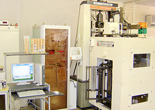 Fully automatic tensile tester